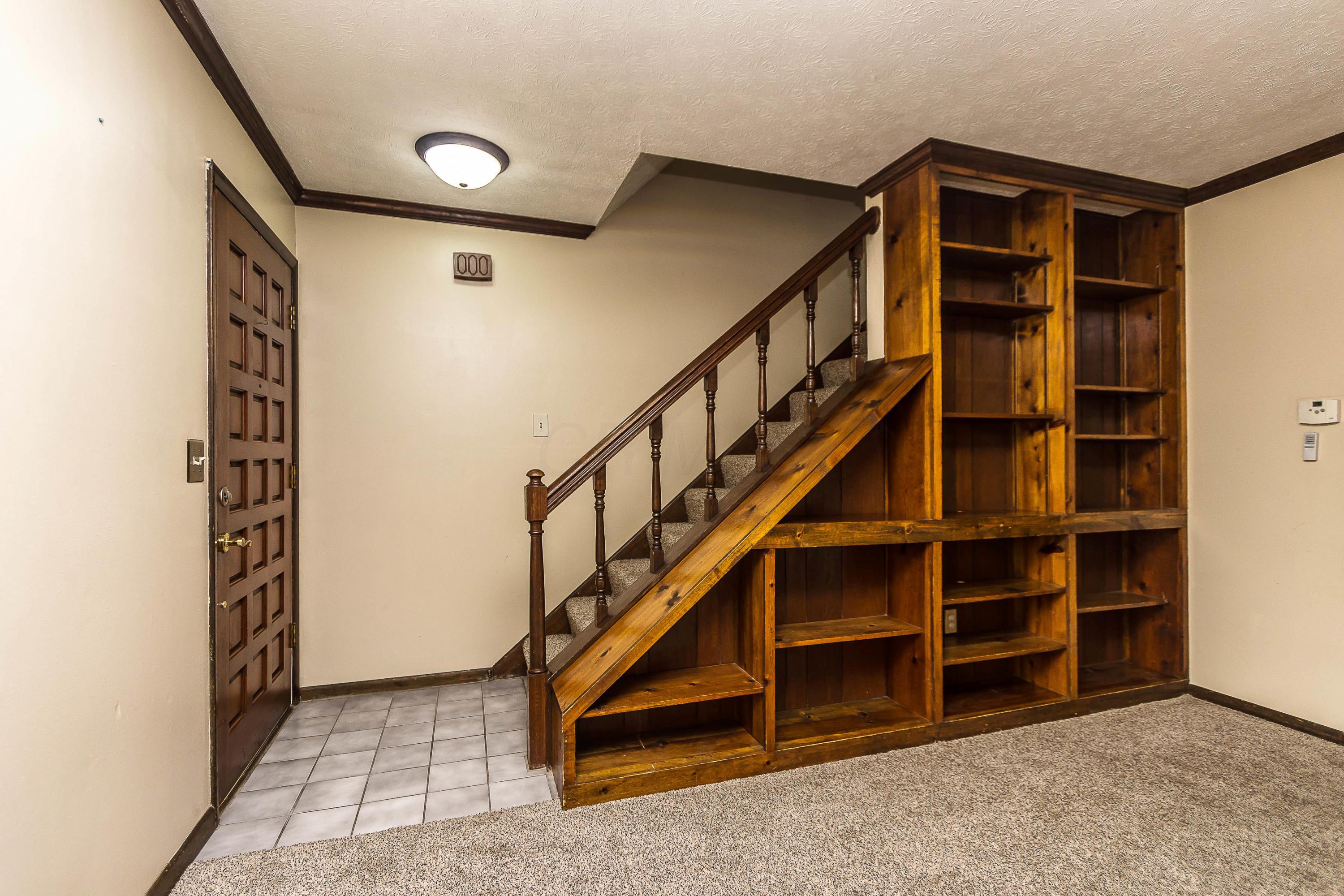 215 Fairway Road Delaware, OH 43015 - Photo 6 of 33 Gallery Image 6