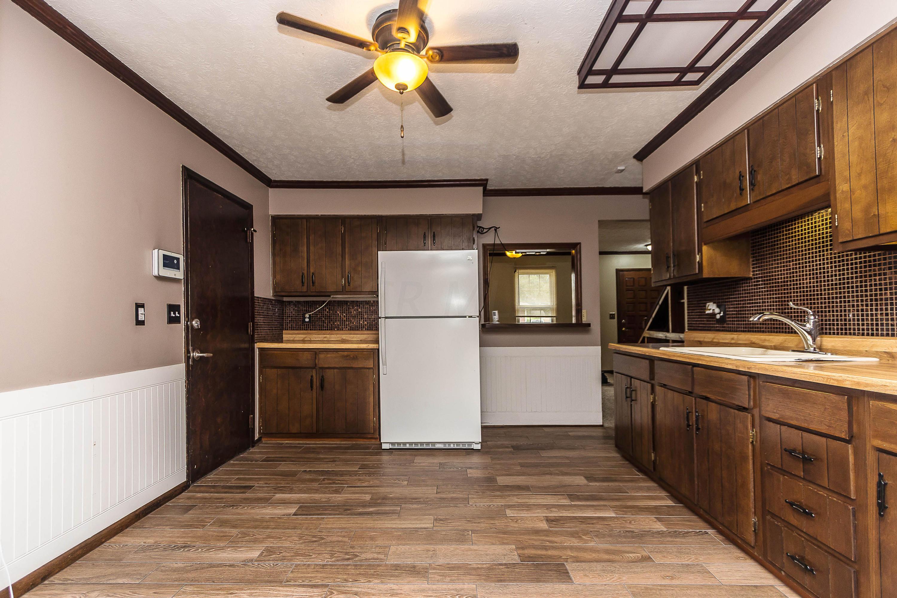 215 Fairway Road Delaware, OH 43015 - Photo 8 of 33 Gallery Image 8