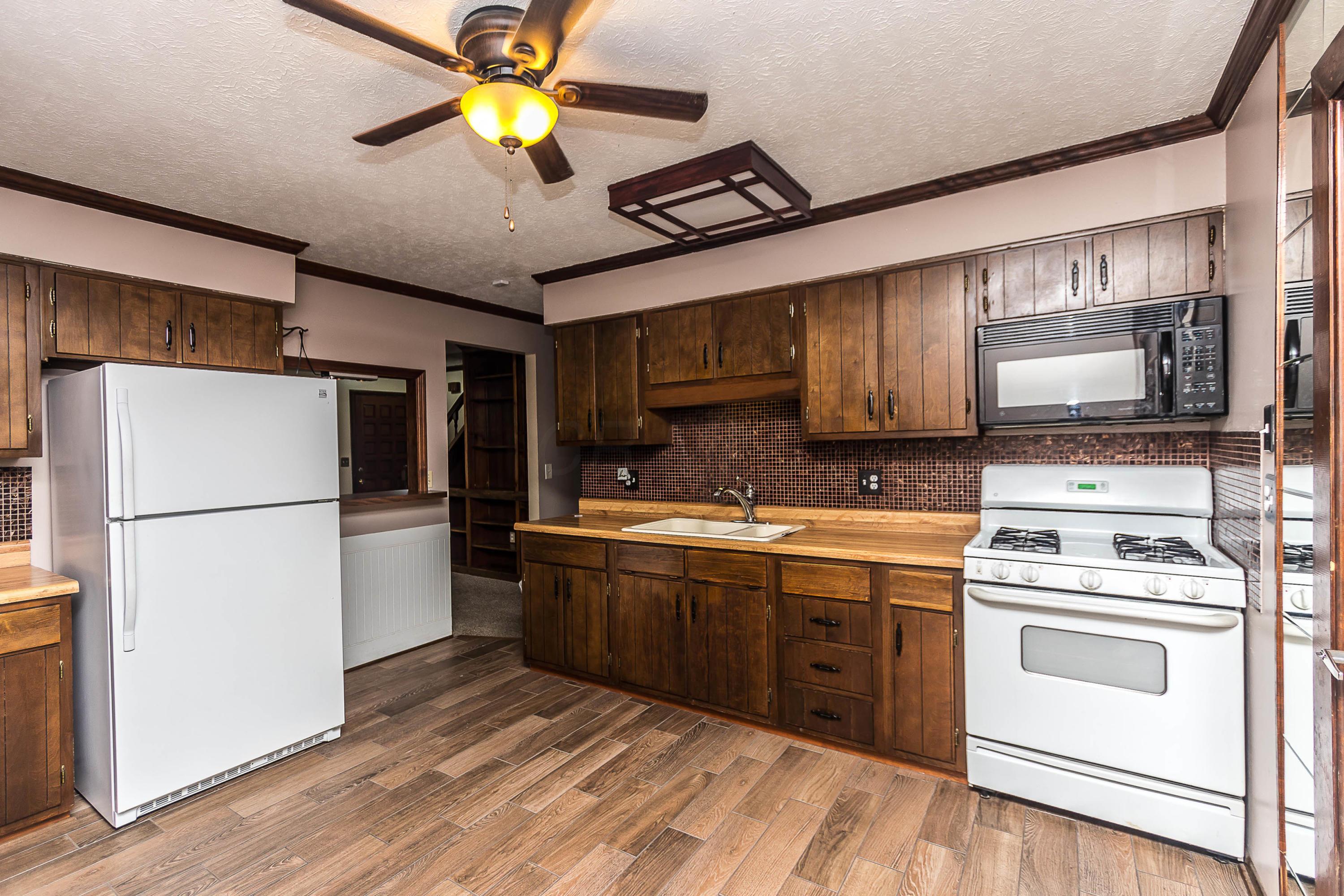 215 Fairway Road Delaware, OH 43015 - Photo 9 of 33 Gallery Image 9