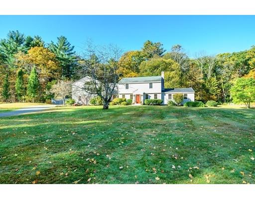 25 Maple Avenue Boxford, MA 01921 - Photo 3 of 36 a house view with a garden space