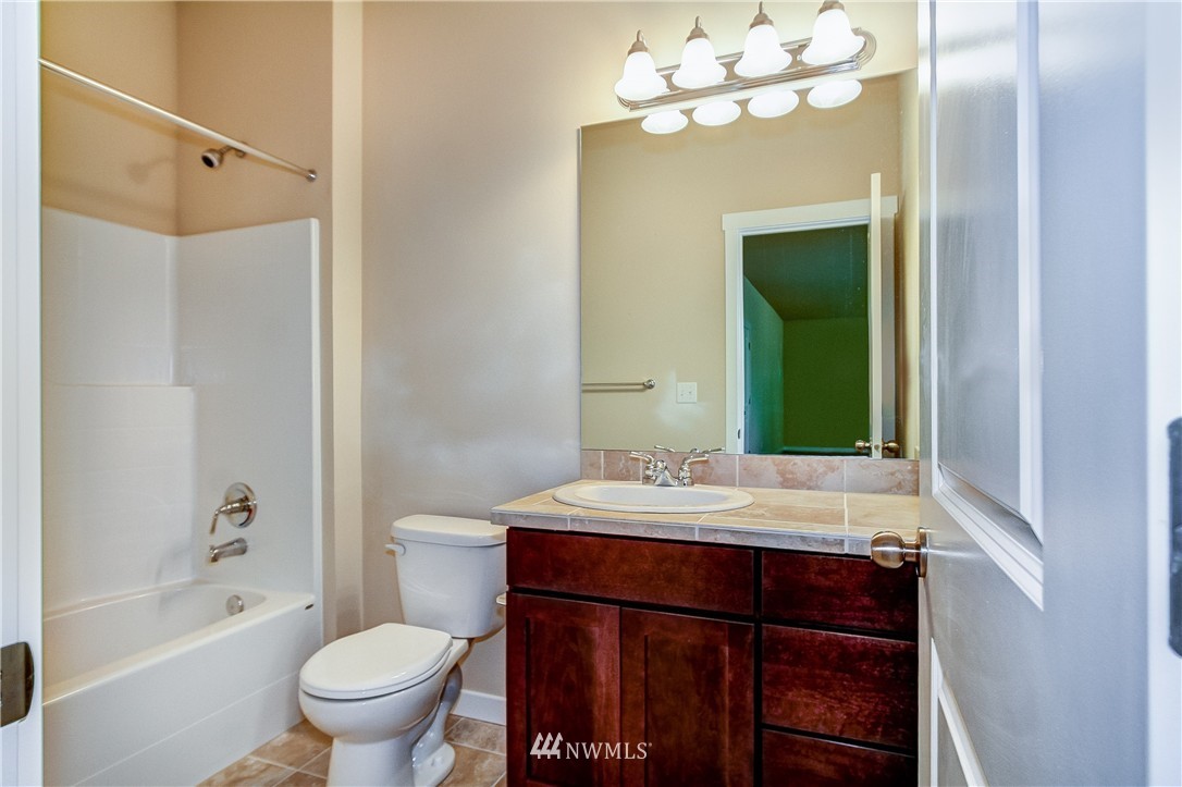 23033 7th Avenue Southeast Bothell, WA 98021 - Photo 14 of 19