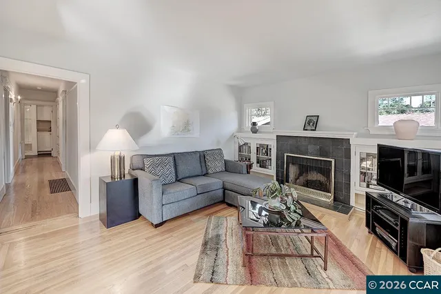 $899,000 | 687 Jean Street, Oakland, CA 94610