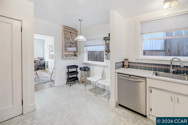 $899,000 | 687 Jean Street, Oakland, CA 94610