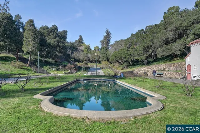 $899,000 | 687 Jean Street, Oakland, CA 94610