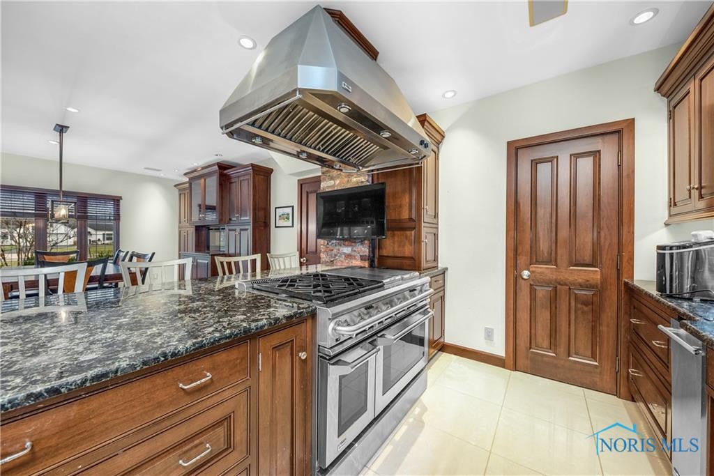 4393 River Road Toledo, OH 43614 - Photo 10 of 47 Gallery Image 10