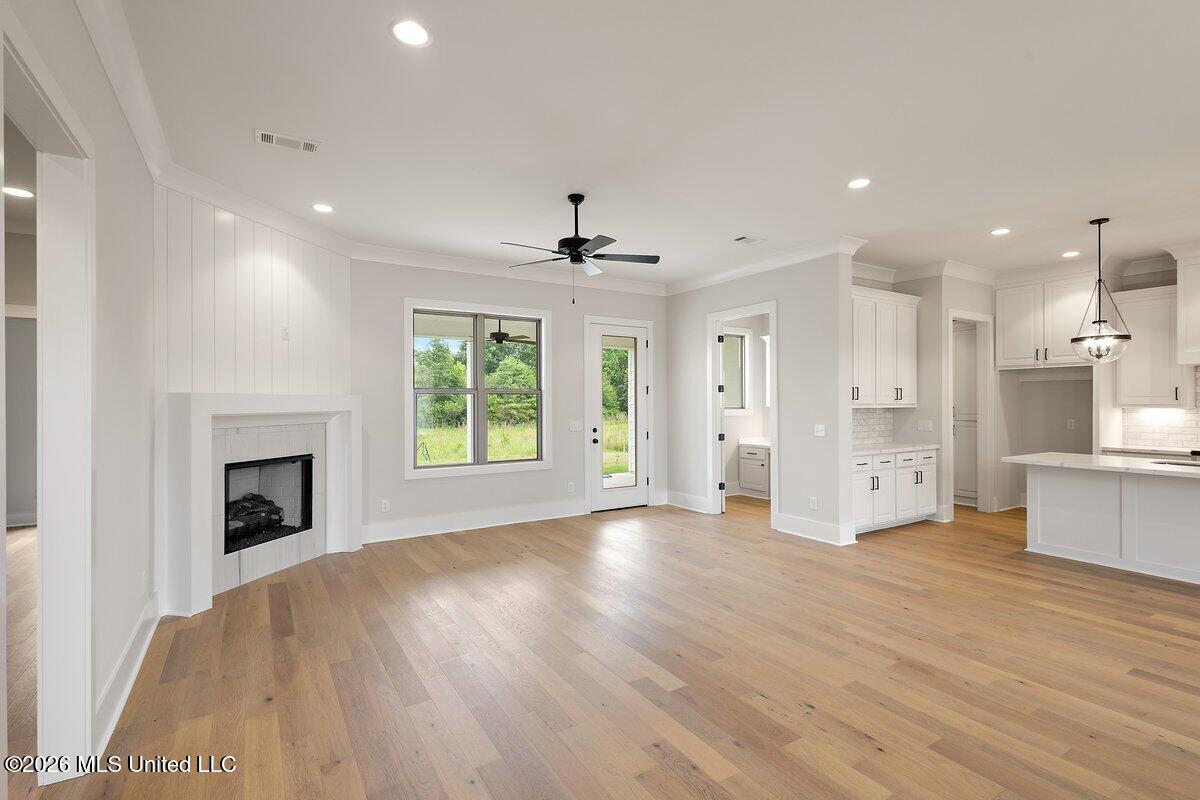 438 Baleigh Way Canton, MS 39046 - Photo 5 of 39 HTP_1597