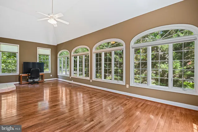 $6,900 | 10509 Dunn Meadow Road, Vienna, VA 22182