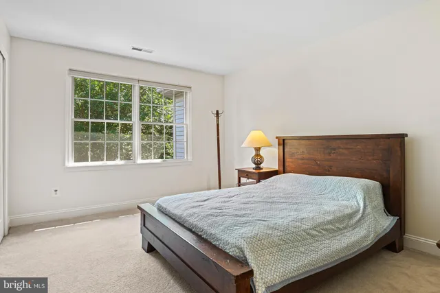 $6,900 | 10509 Dunn Meadow Road, Vienna, VA 22182