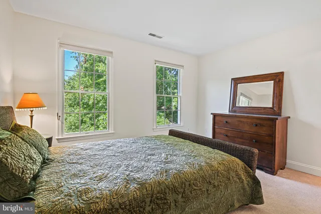 $6,900 | 10509 Dunn Meadow Road, Vienna, VA 22182