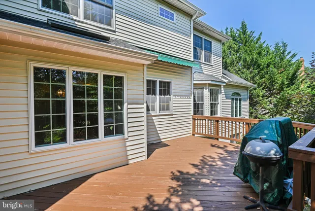 $6,900 | 10509 Dunn Meadow Road, Vienna, VA 22182