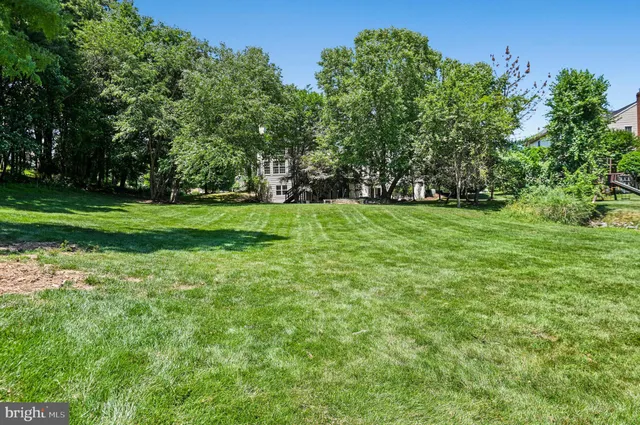 $6,900 | 10509 Dunn Meadow Road, Vienna, VA 22182