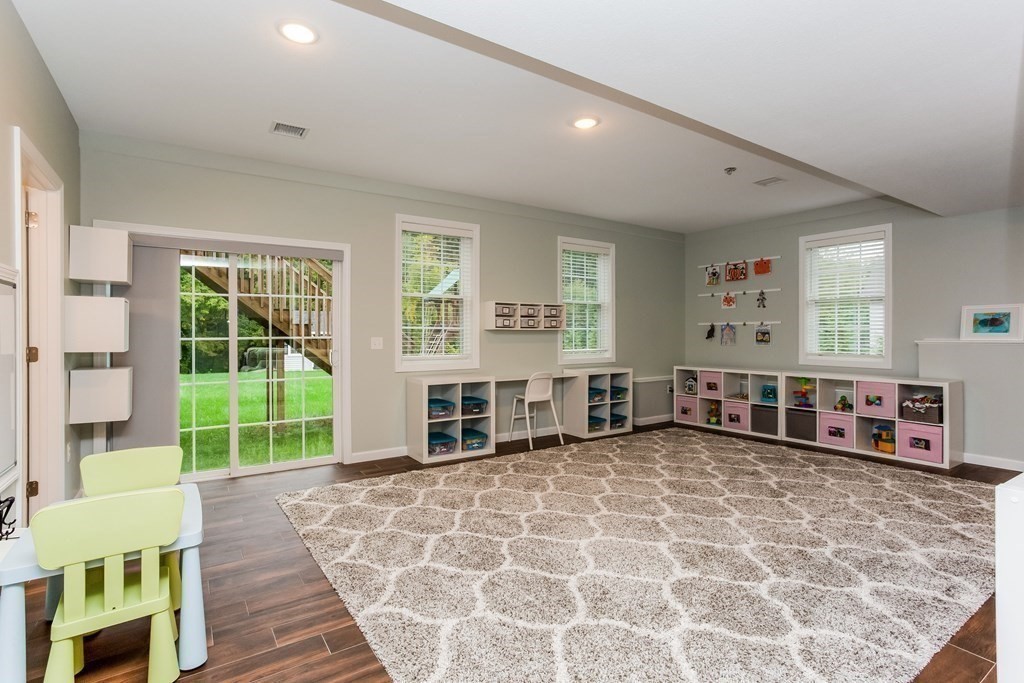 14 Peach Tree Road East Longmeadow, MA 01028 - Photo 31 of 40 Gallery Image 31