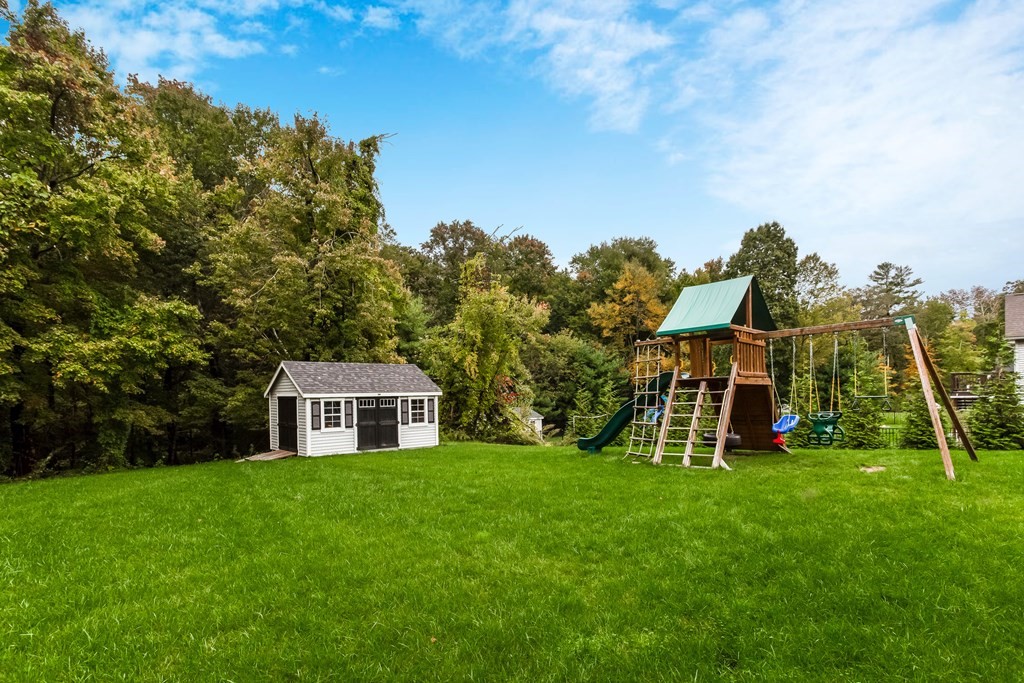 14 Peach Tree Road East Longmeadow, MA 01028 - Photo 36 of 40 Gallery Image 36