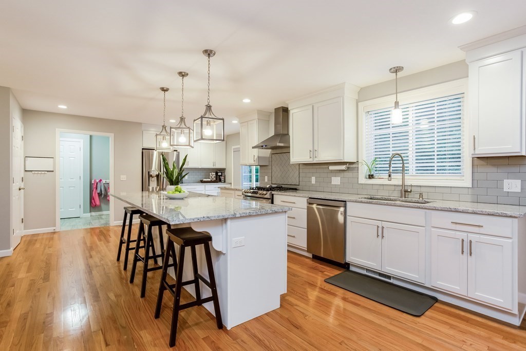 14 Peach Tree Road East Longmeadow, MA 01028 - Photo 9 of 40 Gallery Image 9