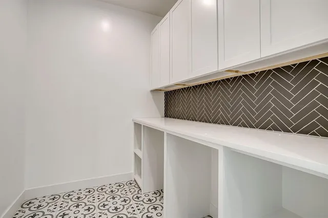 a close view of kitchen sink