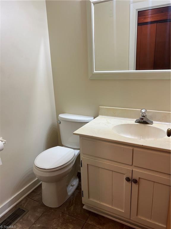 5875 Groometown Road High Point, NC 27263 - Photo 27 of 47