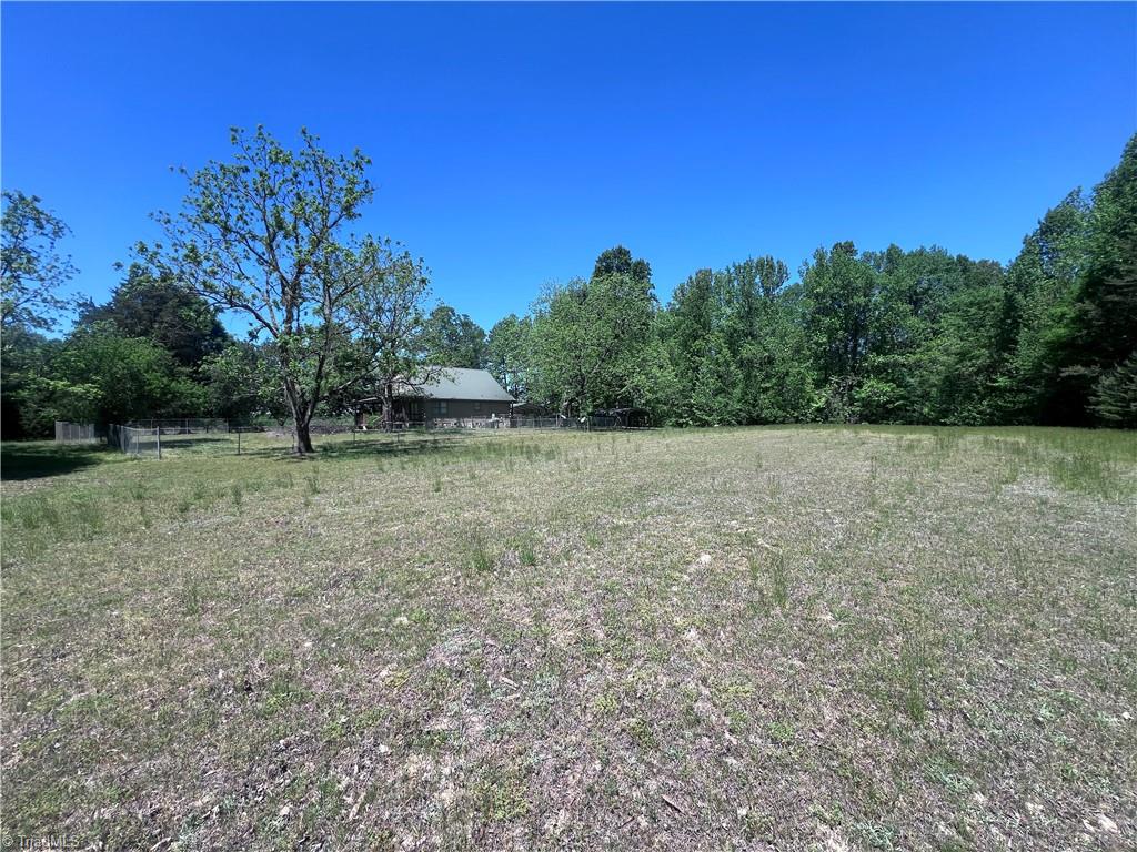 5875 Groometown Road High Point, NC 27263 - Photo 8 of 47