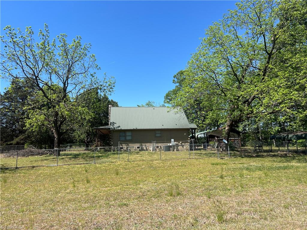 5875 Groometown Road High Point, NC 27263 - Photo 9 of 47