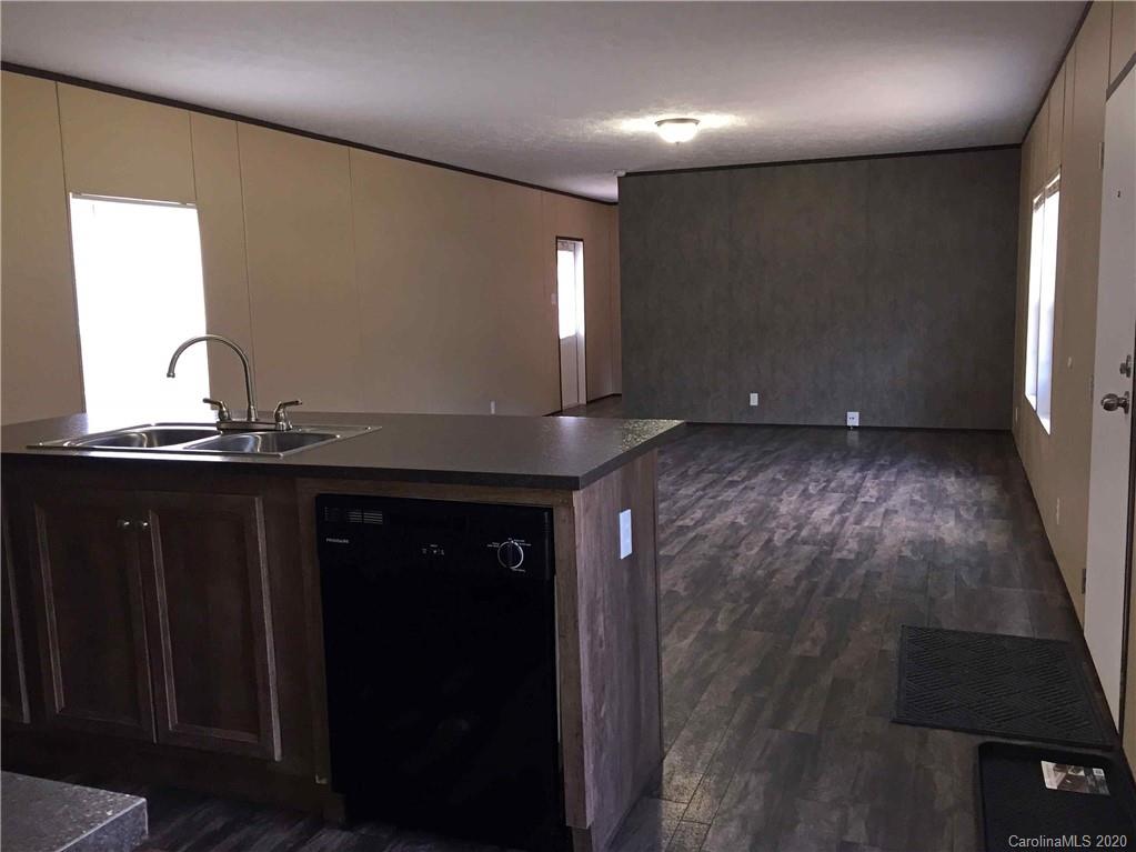 385 Davidson Road Clover, SC 29710 - Photo 5 of 13