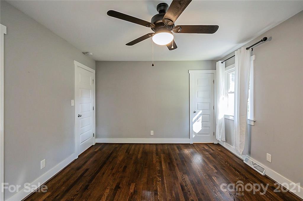 4001 Brookview Drive Charlotte, NC 28205 - Photo 12 of 16 wooden floor in an empty room