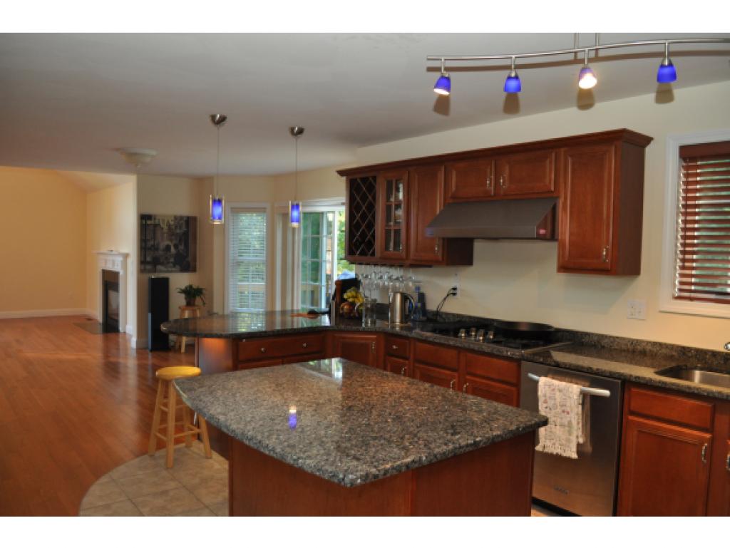 114 Lawrence Corner Road Pelham, NH 03076 - Photo 12 of 36