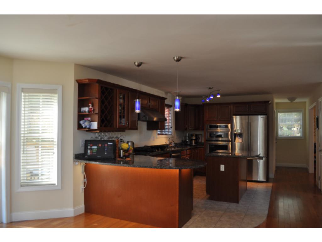 114 Lawrence Corner Road Pelham, NH 03076 - Photo 18 of 36