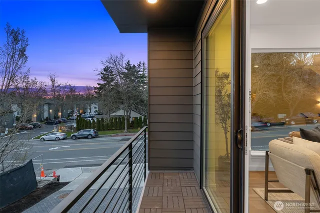 $919,990 | 12701 Northeast 144th Street, Unit F, Kirkland, WA 98034