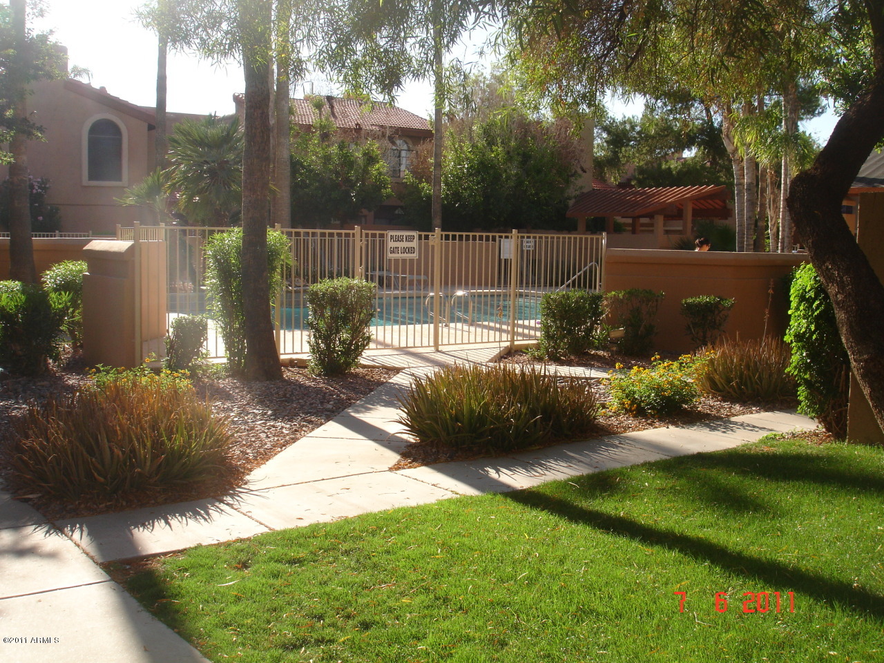 5640 East Bell Road, Unit 1022 Scottsdale, AZ 85254 - Photo 11 of 11 Community pool