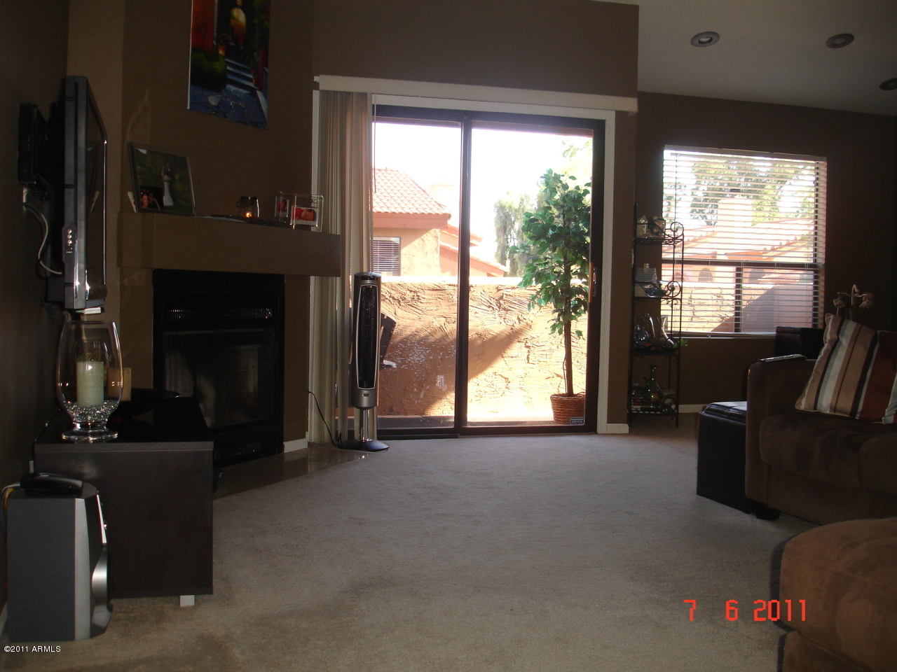 5640 East Bell Road, Unit 1022 Scottsdale, AZ 85254 - Photo 3 of 11 Great room