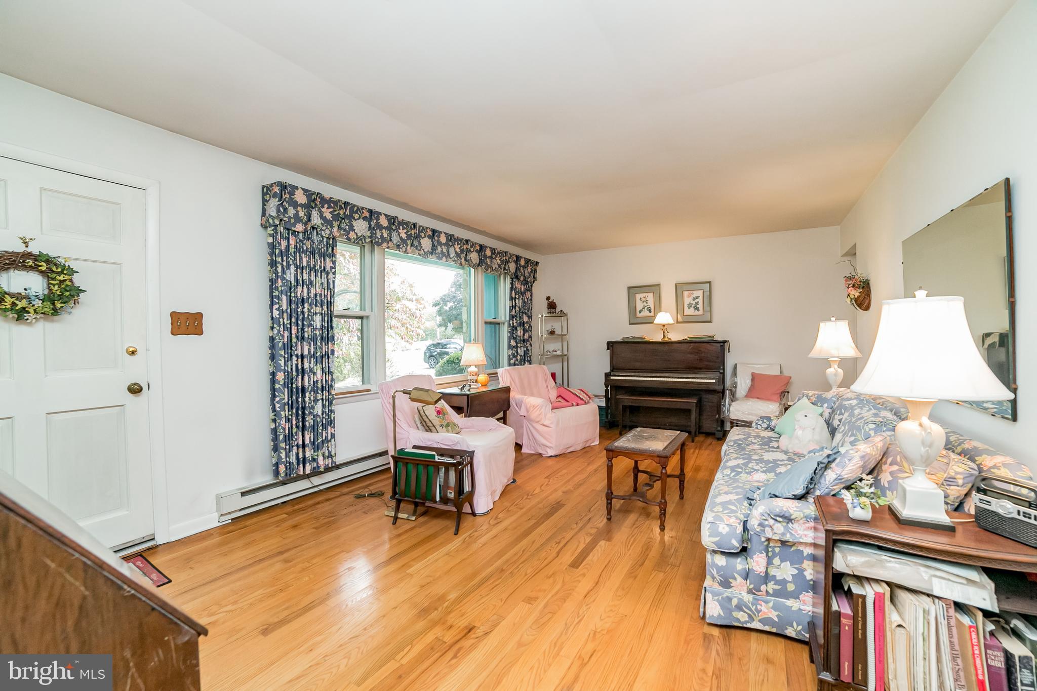 1214 Telegraph Road Perkasie, PA 18944 - Photo 4 of 30