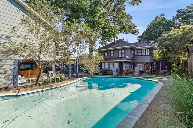 $849,000 | 1200 Virginia Place, Fort Worth, TX 76107