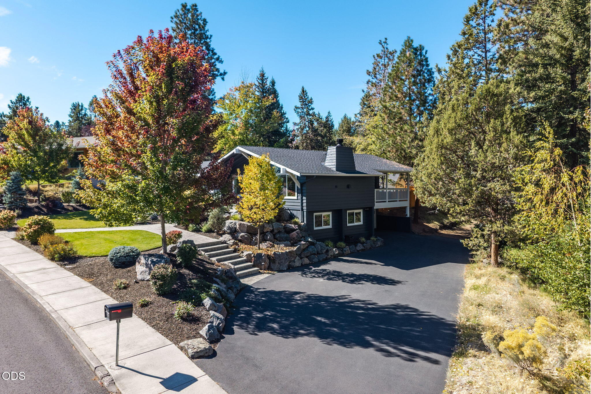 1705 Northeast Shepard Road Bend, OR 97701 - Photo 5 of 63 Gallery Image 5