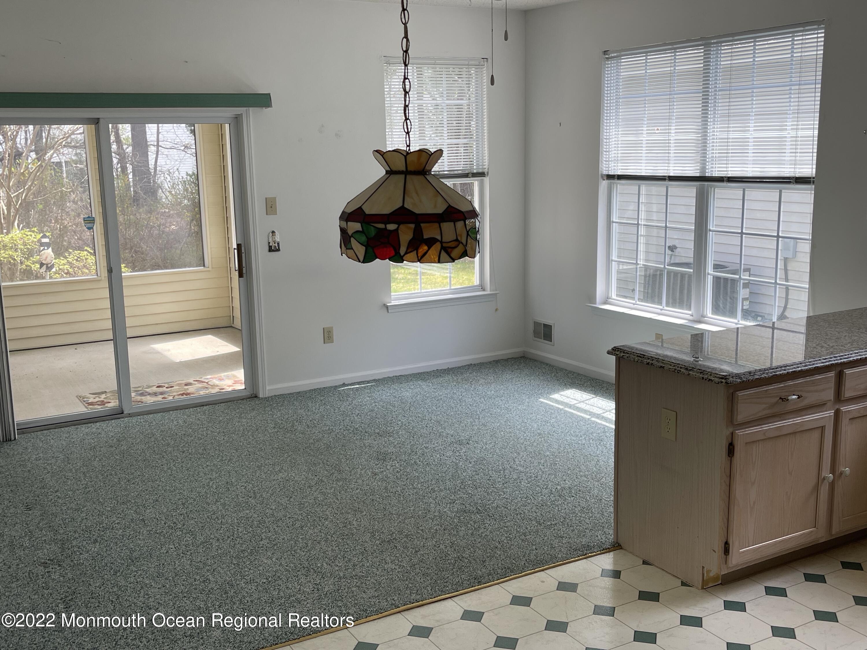 63 Quail Road Barnegat, NJ 08005 - Photo 8 of 26 Pv%q4rfNQ0mBvid9qN7CRw