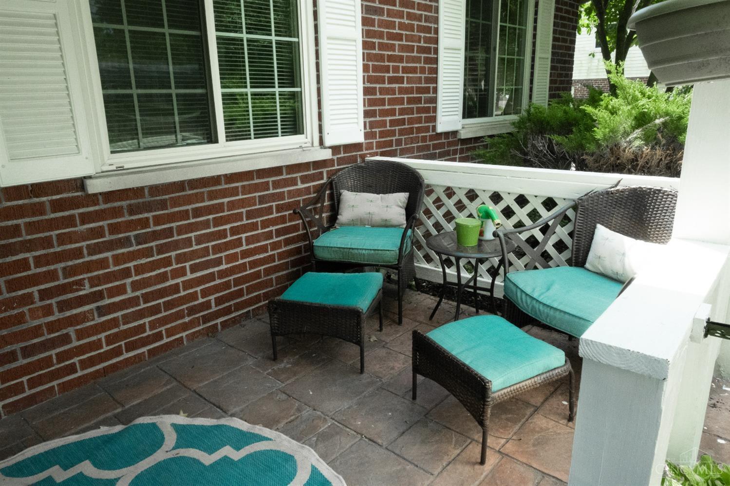 3826 Bennett Road Cincinnati, OH 45245 - Photo 4 of 17 Gallery Image 4