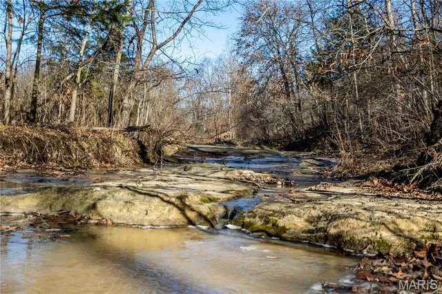 $1 | 0 County Road 132, Bowling Green, MO 63334