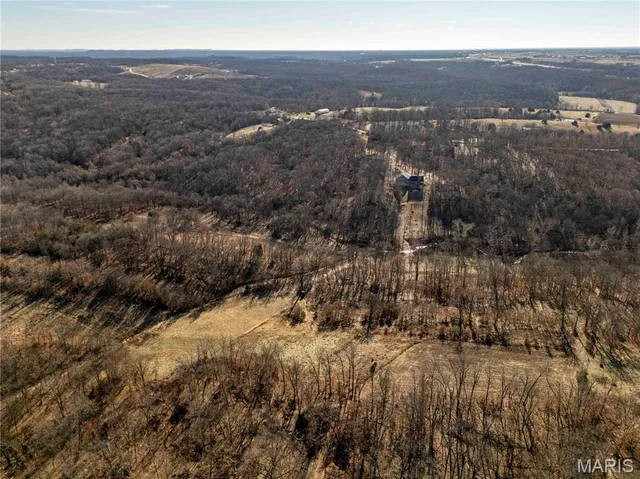 $1 | 0 County Road 132, Bowling Green, MO 63334