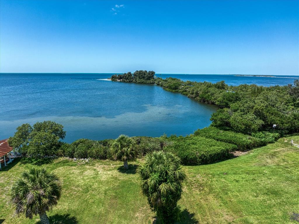 1725 Gulf Road Tarpon Springs, FL 34689 - Photo 7 of 27