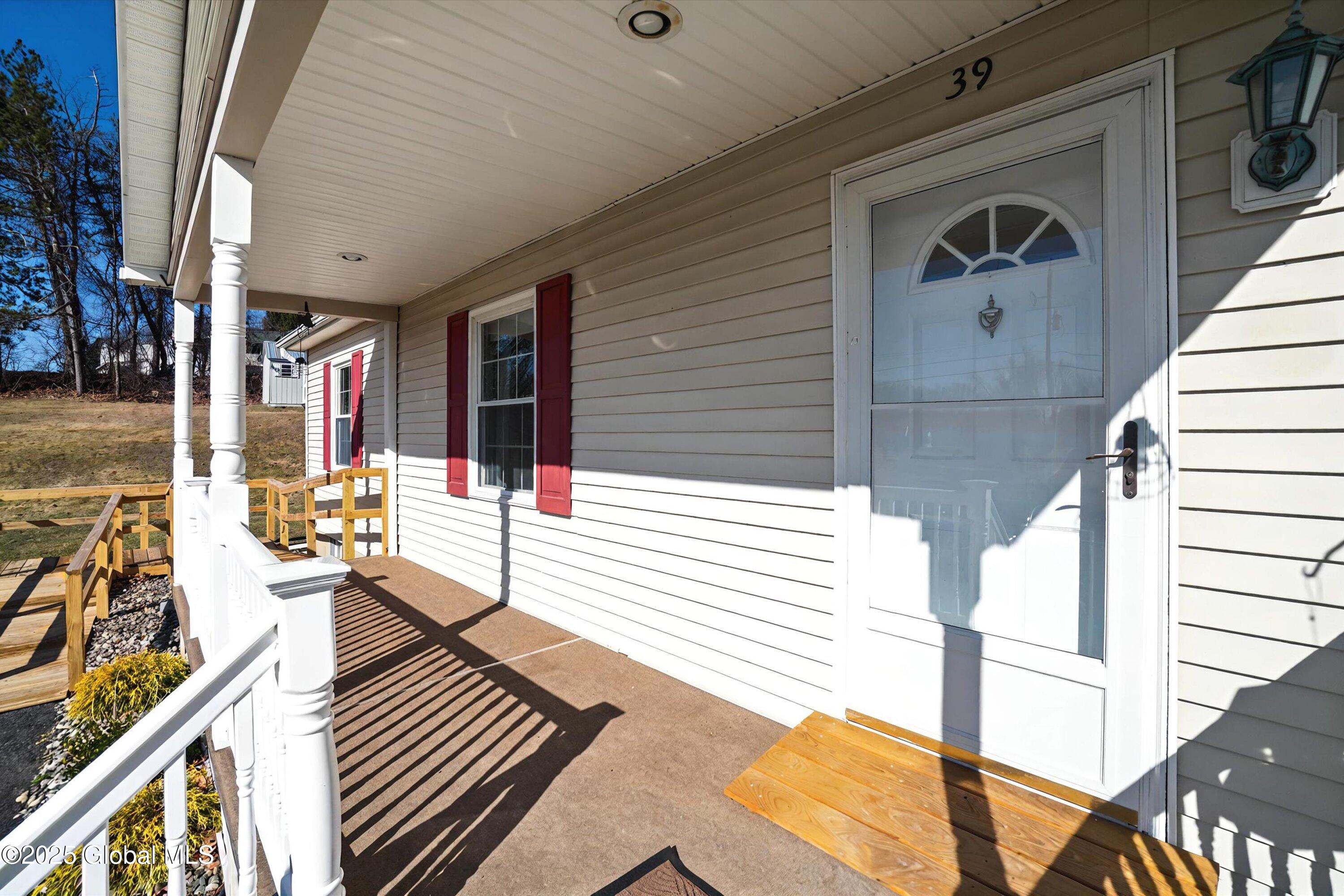 39 Vosburgh Road Halfmoon, NY 12118 - Photo 3 of 44 49-39 Vosburgh Rd-2