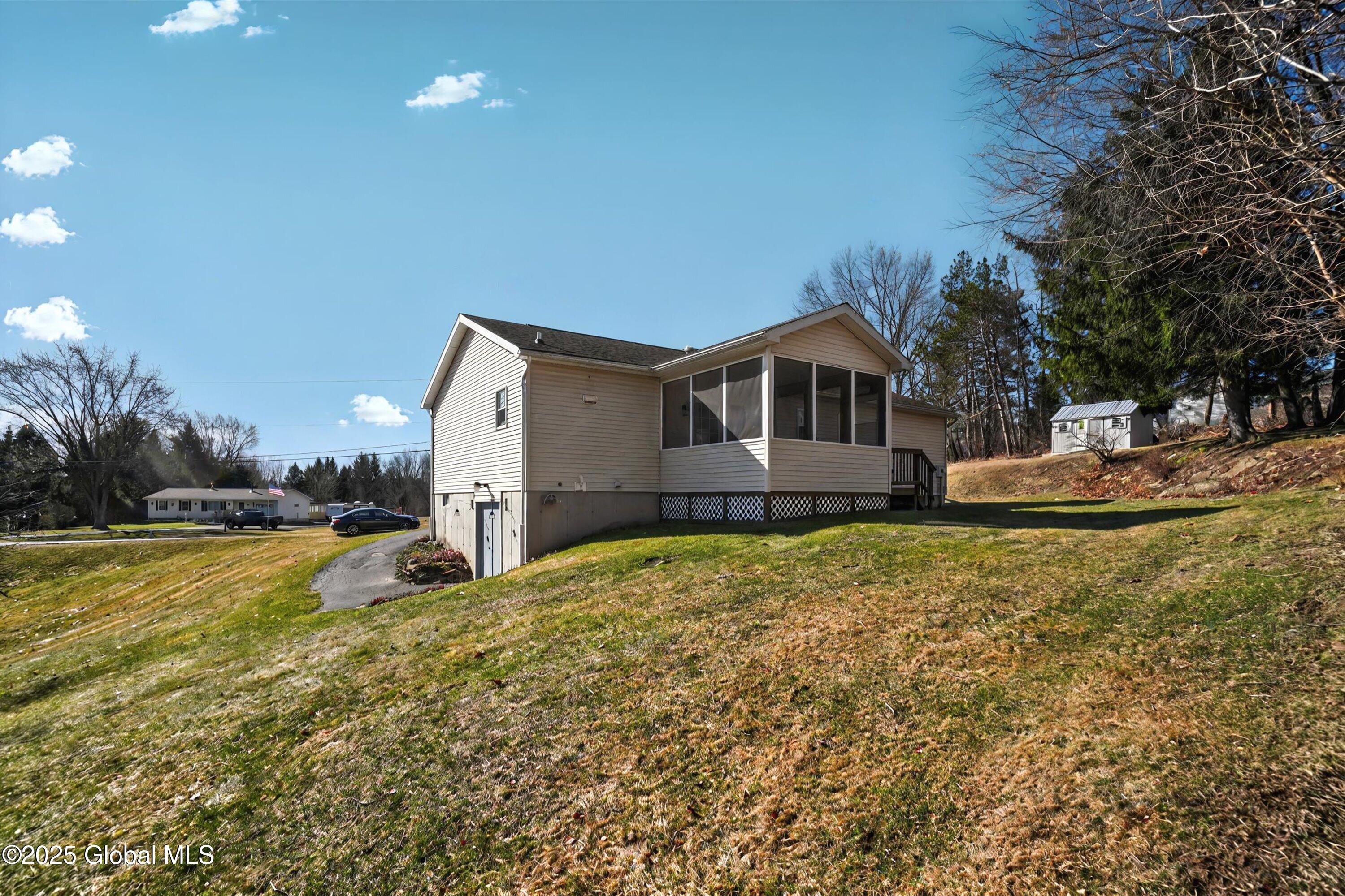 39 Vosburgh Road Halfmoon, NY 12118 - Photo 36 of 44 vosburgh 11
