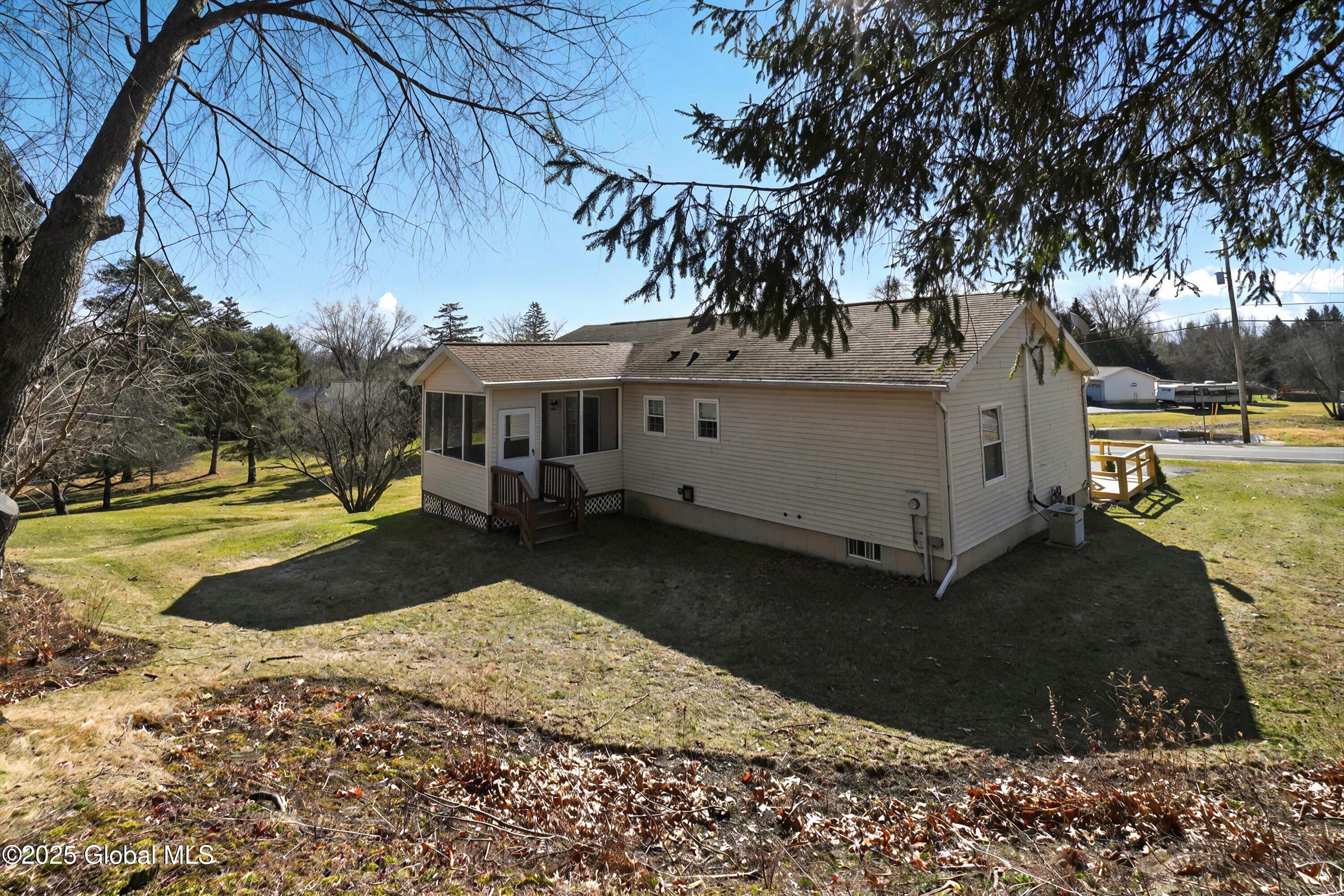 39 Vosburgh Road Halfmoon, NY 12118 - Photo 44 of 44 Vosburgh 14