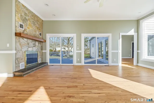 $1,275,000 | 106 C Comstock Hill Avenue, Norwalk, CT 06850