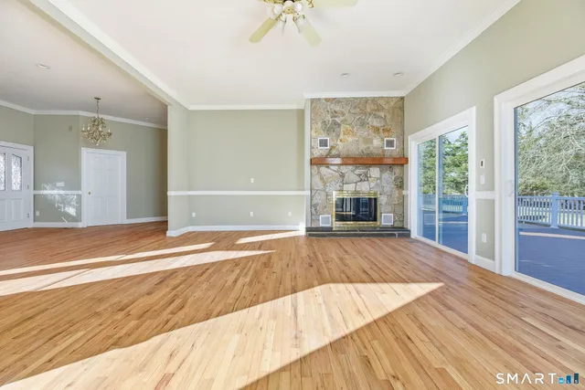 $1,275,000 | 106 C Comstock Hill Avenue, Norwalk, CT 06850