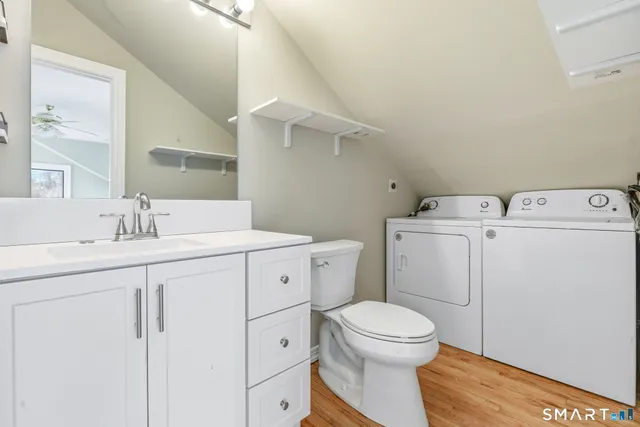 $1,275,000 | 106 C Comstock Hill Avenue, Norwalk, CT 06850