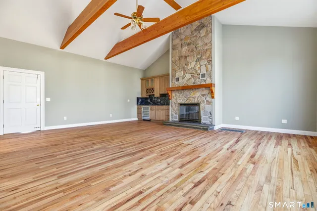 $1,275,000 | 106 C Comstock Hill Avenue, Norwalk, CT 06850