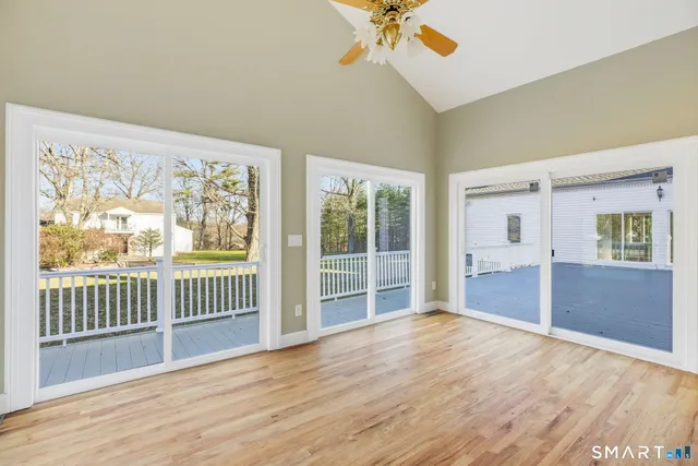 $1,275,000 | 106 C Comstock Hill Avenue, Norwalk, CT 06850