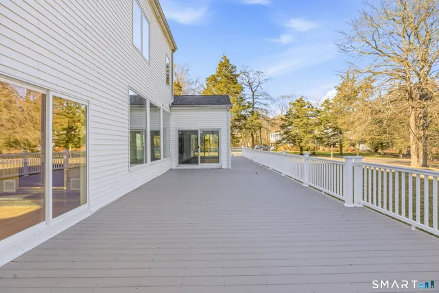 $1,275,000 | 106 C Comstock Hill Avenue, Norwalk, CT 06850