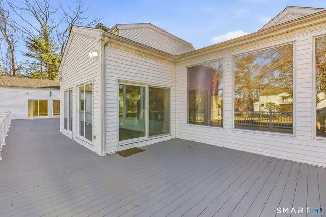 $1,275,000 | 106 C Comstock Hill Avenue, Norwalk, CT 06850