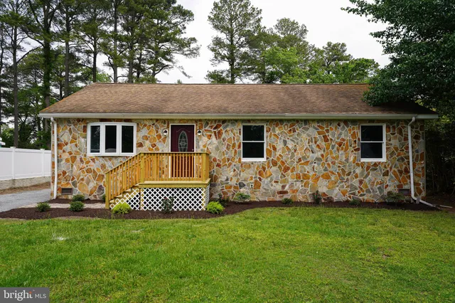 $2,295 | 28975 Aleine Avenue, Harbeson, DE 19951