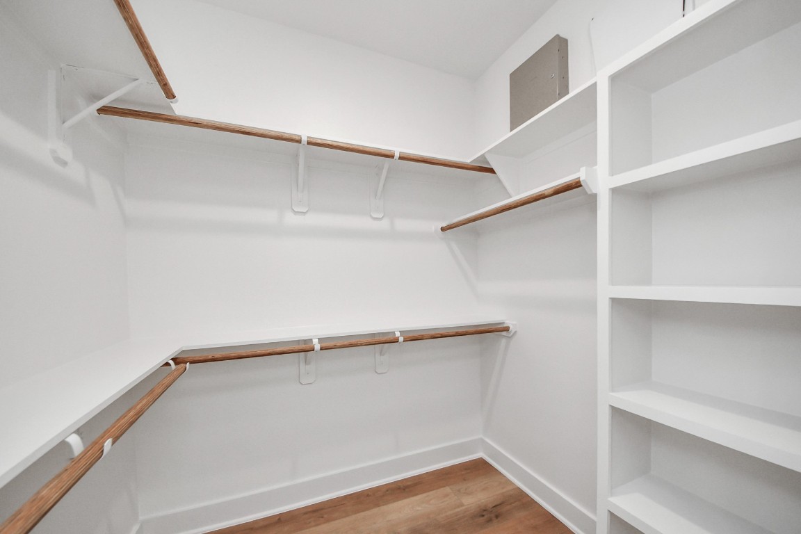 3313 Daphne Street Houston, TX 77021 - Photo 26 of 34 a view of an empty walk in closet