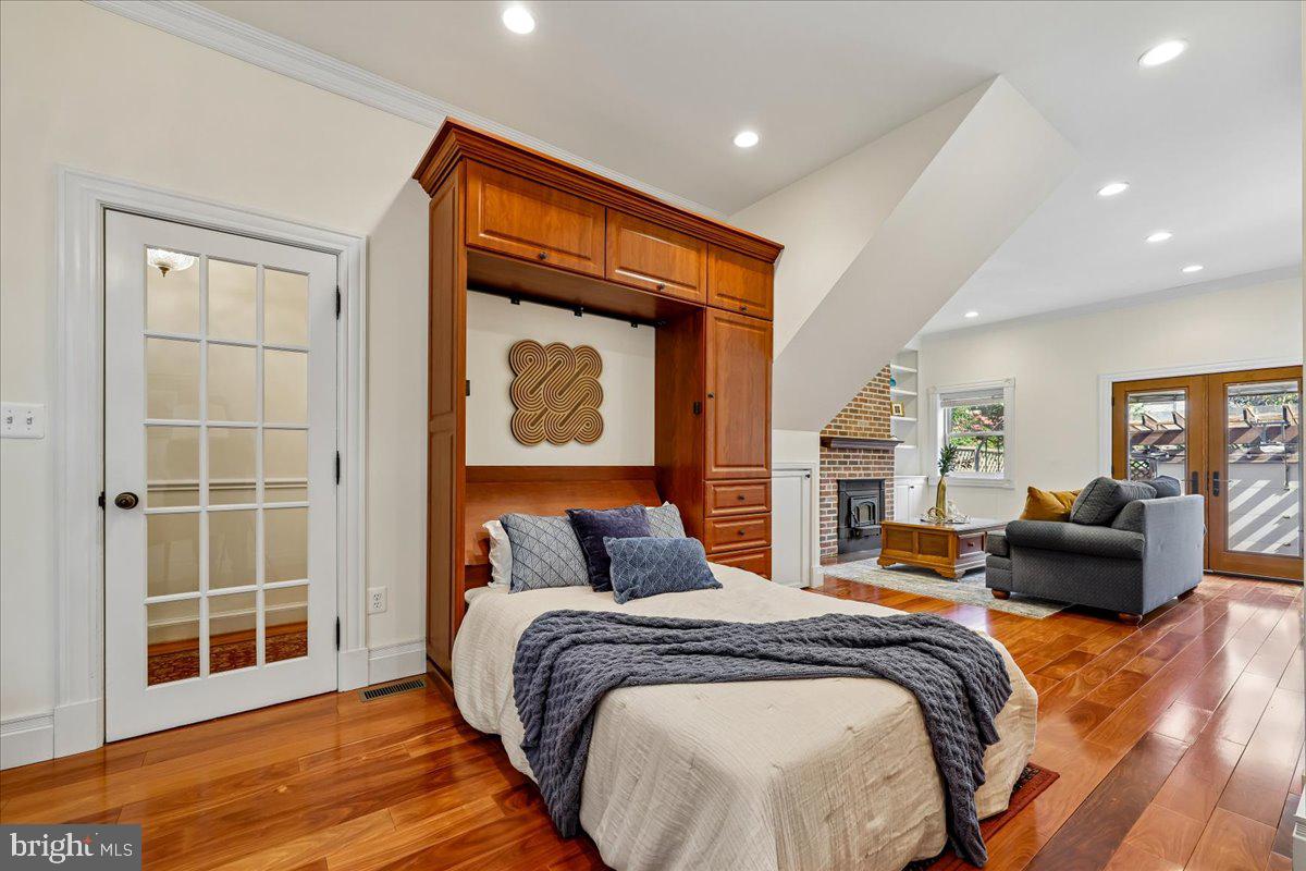 126 E Street Southeast Washington, DC 20003 - Photo 24 of 38